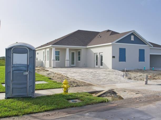 Best Portable bathroom rental  in Mayville, WI